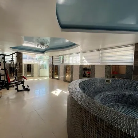 Swimming Pool, Sauna, Bbq Area, Gym, 100 Meters To The Sea!!! * Alanya